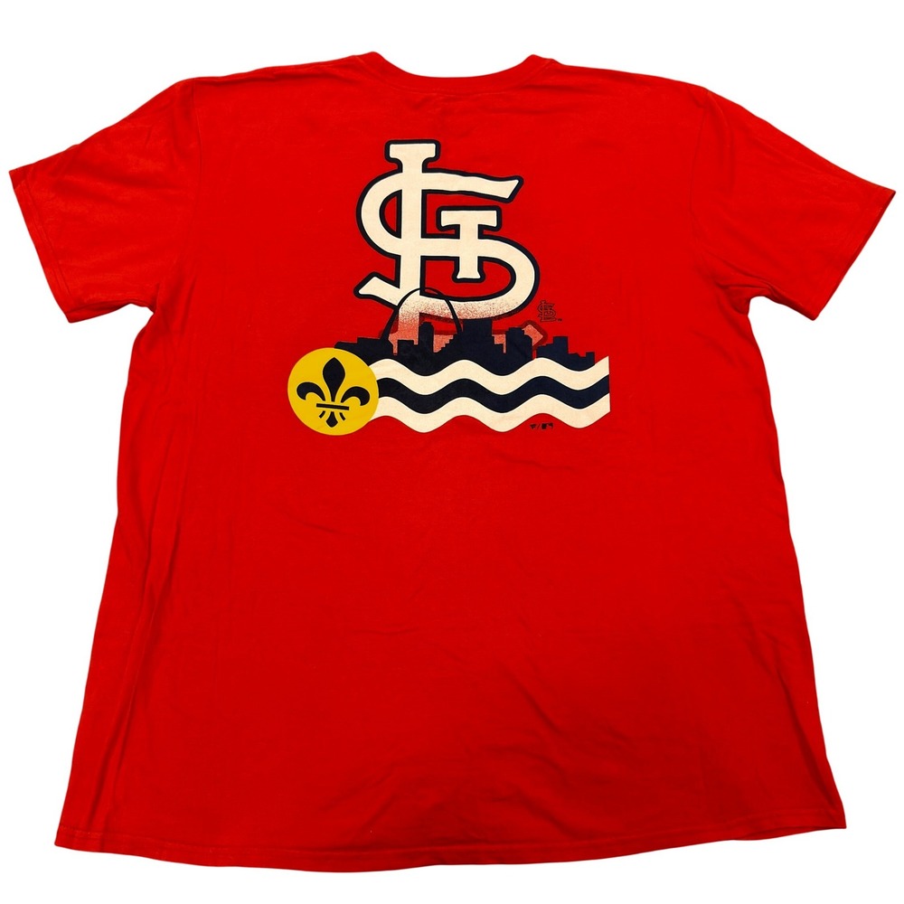 Fanatics St Louis Cardinals MLB T-Shirt Red Gateway Arch Fleur De Lis Mens XL